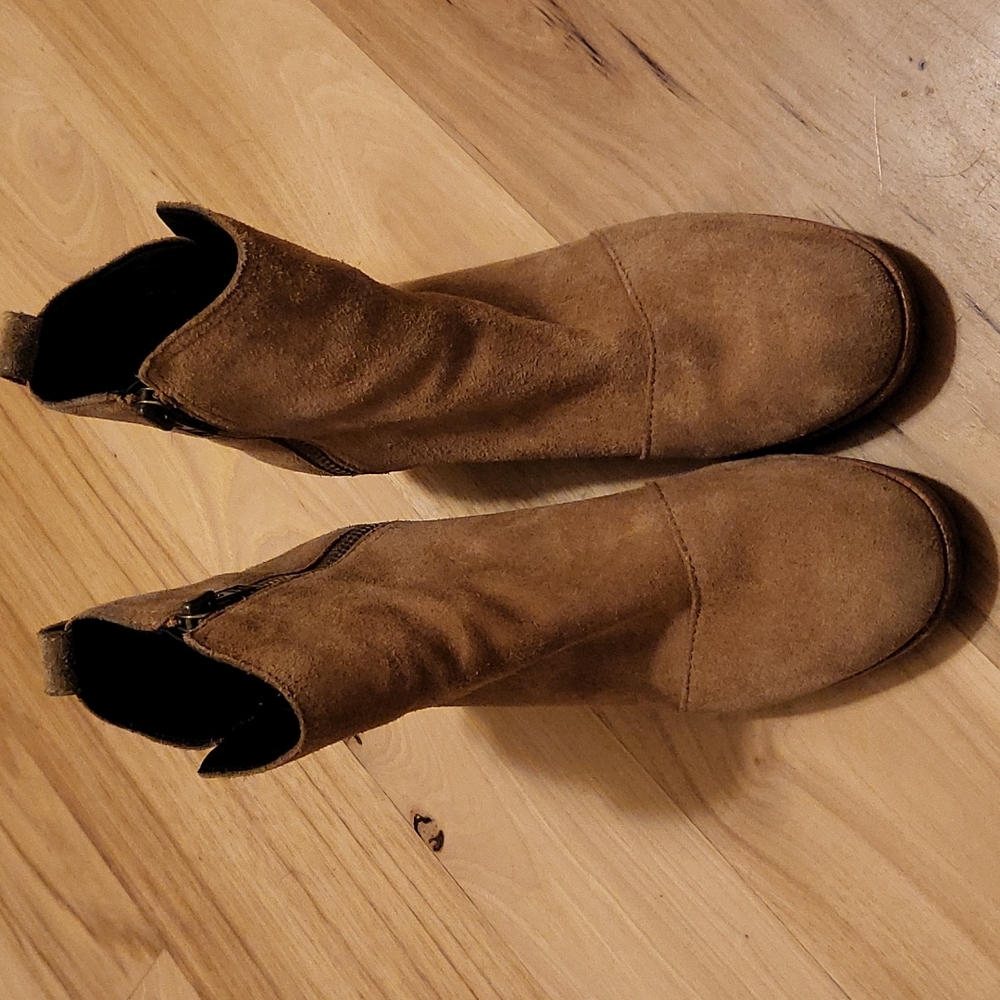 Sorel Size 7 Camel Brow